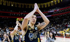 爱游戏官方登录入口-关于危机四伏！球员拼搏精神鼓舞全场的信息