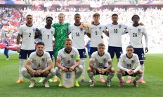 爱游戏登录入口-包含体育竞技！中东地区足球赛事集结顶尖球队的词条