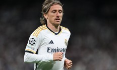 爱游戏app-包含皇马球迷赞誉英超，认为迷恋程度高的词条