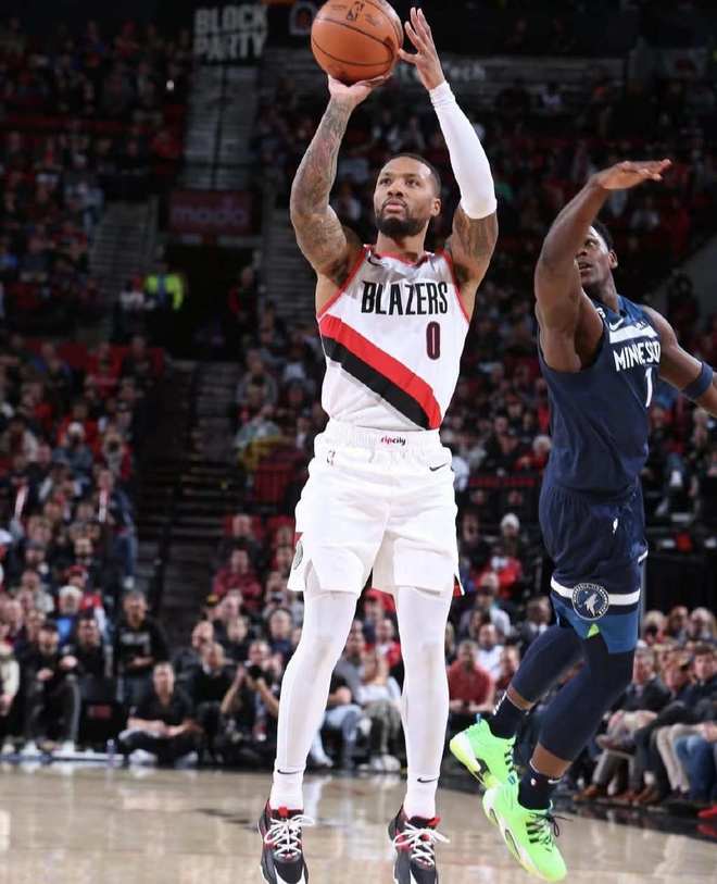 包含开拓者双杀森林狼，取得三连胜的词条