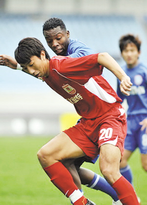 长春亚泰击败江苏舜天取得胜利 长春亚泰击败江苏舜天取得胜利